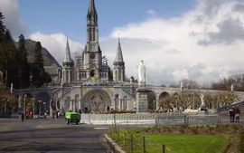 París, Lourdes, Costa Azul, Provenza con España y Lisboa