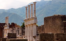 ENCANTOS DEL SUR DE ITALIA, COSTA AMALFITANA Y ROMA