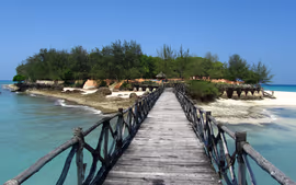 ISLA ZANZIBAR 5*: HOTEL SBH MONICA (7 NOCHES EN HABITACIÓN DELUXE EN TI )