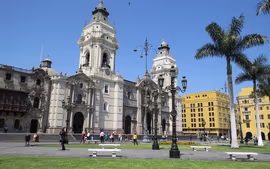 PERÚ Y COLOMBIA CON ENCANTO