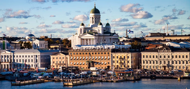 Paquetes Finlandia: circuitos todo incluido con guías en español