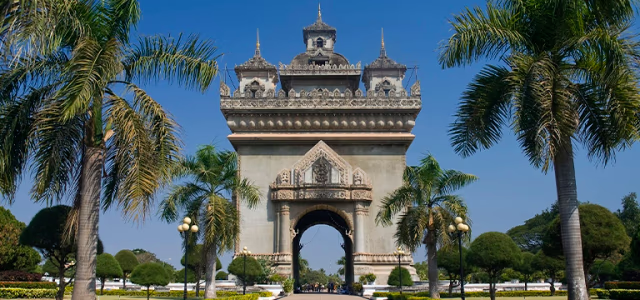 Laos: espiritualidad y paisajes exóticos