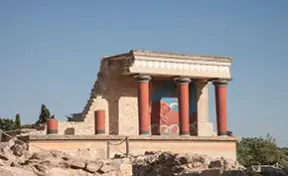 Visita al Palacio de Knossos, cuna de la civilización minoica.