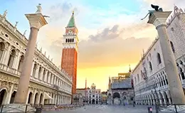 Remonte a la Plaza San Marcos y demostración de vidrio