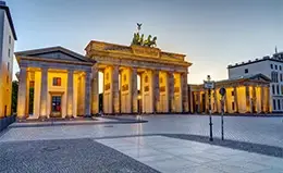 Admira la Puerta de Brandenburgo y la Isla de los Museos