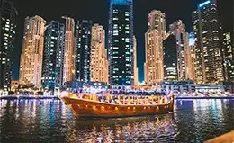 Cena opcional en un Dhow tradicional