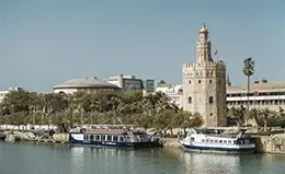 Paseo en barco por el río Guadalquivir