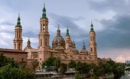Visita a la Basílica del Pilar en Zaragoza