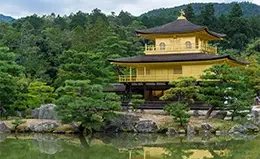 Visita el templo zen Hokoku-ji,