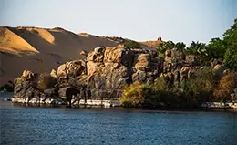 Vuelo a Aswan, la joya del sur de Egipto.