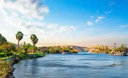 Vuelo a Luxor y embarque en crucero por el Nilo