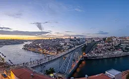 Llegada a la histórica ciudad de Oporto