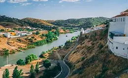 Visite el pueblo-museo de Mértola