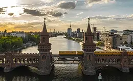 Descubrimiento panorámico del centro histórico de Berlín.