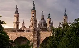 Visita a la Basílica de Pilar en Zaragoza