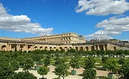 Visita al majestuoso Palacio de Versalles.