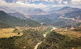 Continué por los paisajes y desfiladeros del Atlas