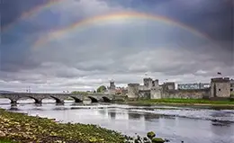 Explora el encanto histórico de Limerick y su castillo