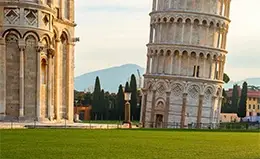 Visita a la famosa torre inclinada de Pisa