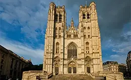 Visita a la histórica Catedral de San Miguel.