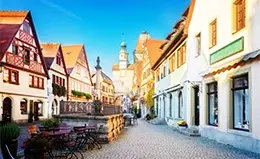 Descubre la magia de Rotemburgo, un pueblo de cuento de hadas.