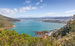 Relájate en el encantador entorno de Knysna