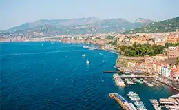 Disfruta de la belleza de Sorrento y sus vistas panorámicas