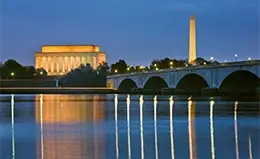 Disfruta de un paseo en barco por el río Potomac