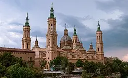 Visita a la Basílica del Pilar en Zaragoza