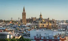 Visite la catedral de Sevilla y la Giralda, los símbolos de la ciudad