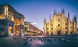 Admira la impresionante arquitectura del Duomo de Milán