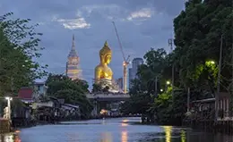 Día libre para descubrir los encantos de Bangkok.