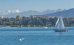Disfruta de la serenidad del lago de Ginebra.