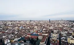 Explora Zaragoza y su majestuosa Basílica de la Virgen del Pilar.