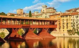 Un paseo por el icónico Ponte Vecchio.