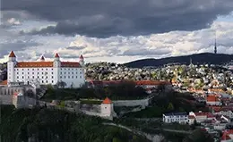 Paseo del núcleo histórico de Bratislava