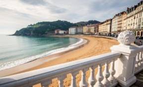 Playa de la Concha y su belleza icónica en San Sebastián