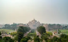 Visita al majestuoso templo de Akshardham.