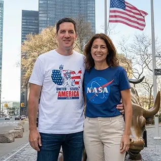 Paga en moneda local