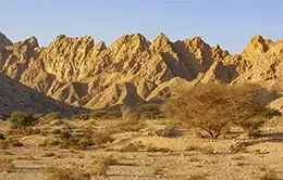 Exploración de las Montañas Hajar