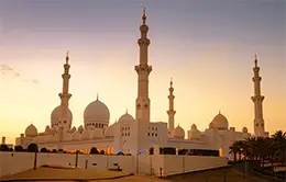 Visita a la Gran Mezquita de Abu Dhabi