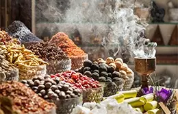Experiencia en el Mercado de Especias y Zoco del Oro.