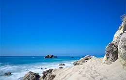 Exploración de la glamorosa Costa Azul