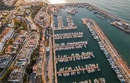 Las vistas del lujoso Puerto Banús