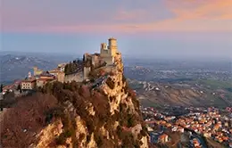 Visita a la fortificada San Marino