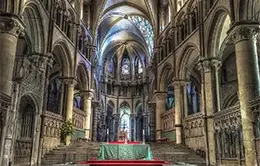 Descubre la historia en la catedral de Canterbury.