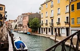 Navega por los canales de Venecia en un paseo panorámico