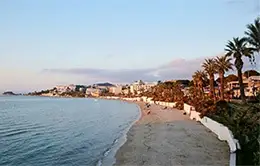 Relájate en las hermosas playas de Kusadasi