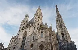 Visita la catedral de San Esteban y el Palacio Imperial de Hofburg