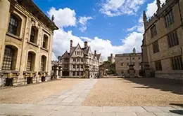 Exploración de Oxford, la cuna de la educación